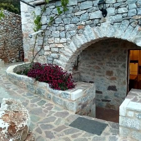 Find Your Peace In A Traditional Country House!! Láyia Екстериор снимка