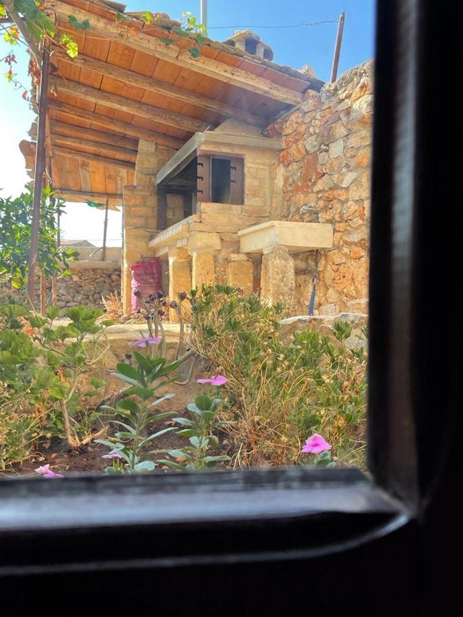 Find Your Peace In A Traditional Country House!! Láyia Екстериор снимка
