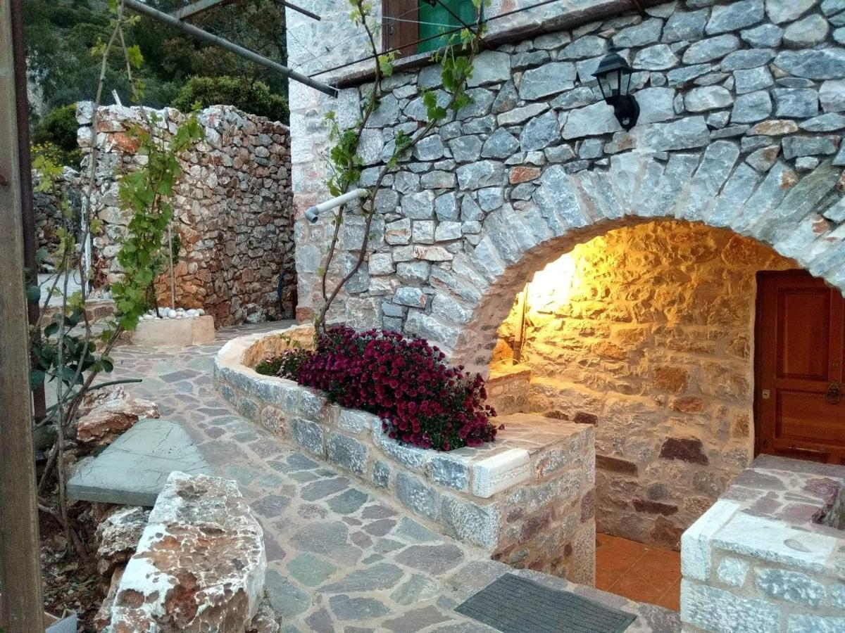Find Your Peace In A Traditional Country House!! Láyia Екстериор снимка